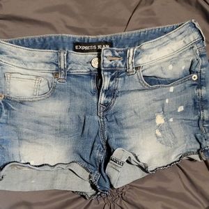 Express denim short